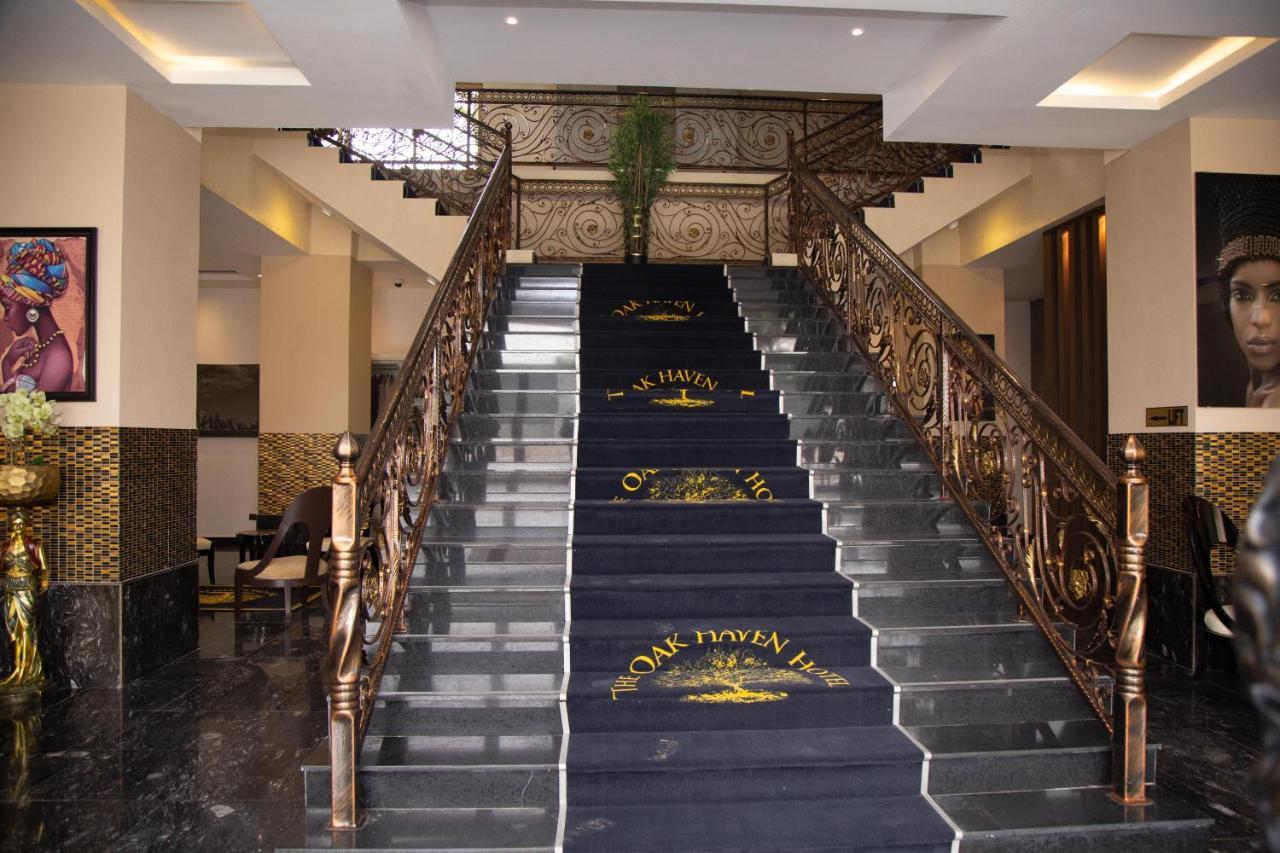 Oak Haven Hotel & Suites ポートハーコート エクステリア 写真