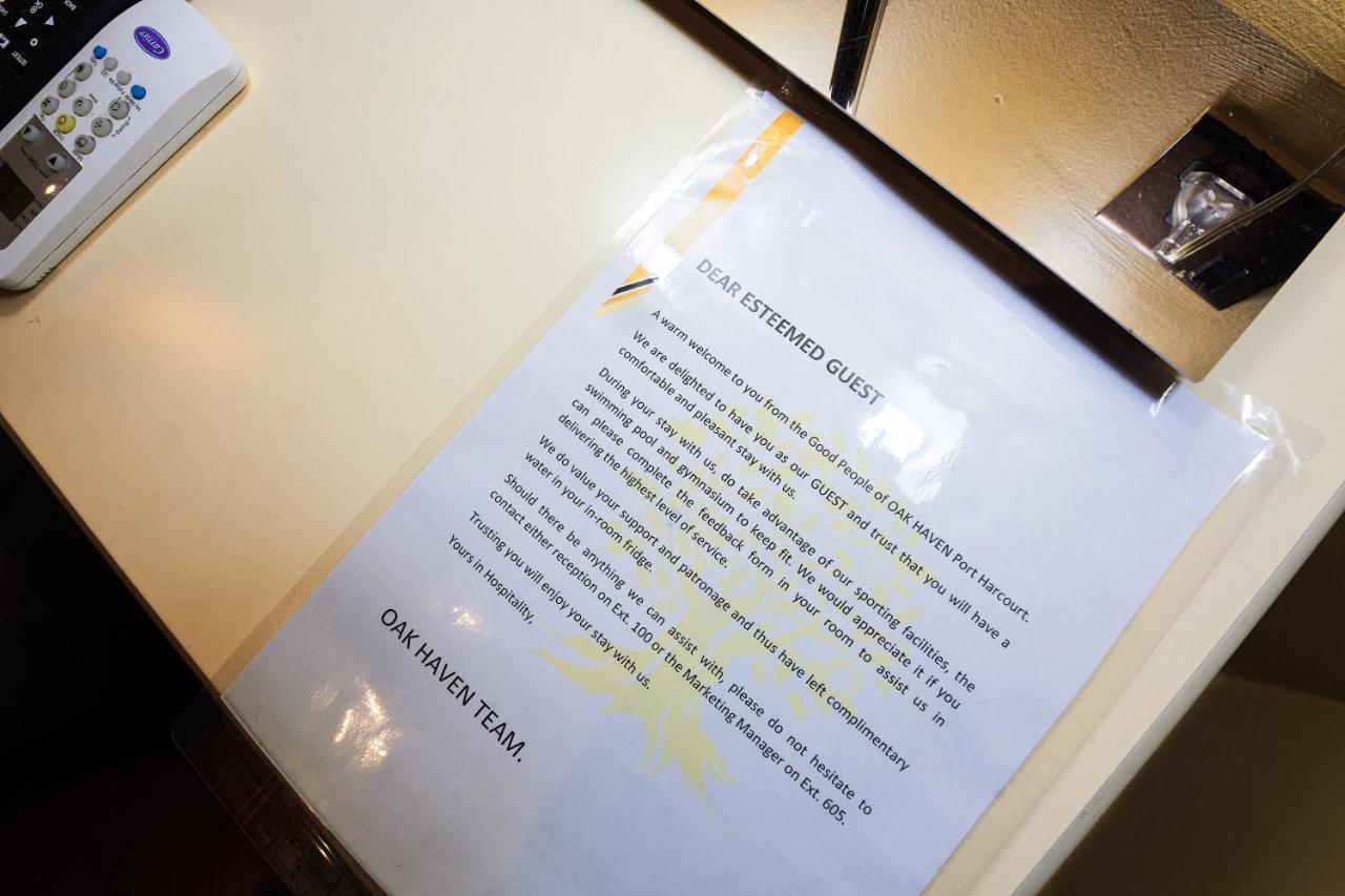Oak Haven Hotel & Suites ポートハーコート エクステリア 写真